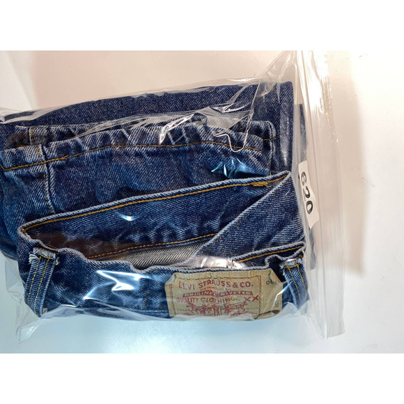Vintage Levis Made in USA Straight Leg Button Fly Jeans Men's Size 36x30 - Picture 8 of 8